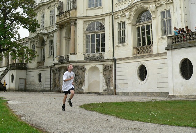 img00019.jpg