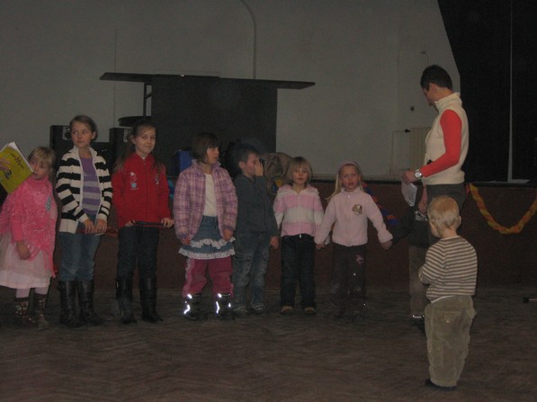 Vystoupení pro důchodce 18.12. 003.jpg