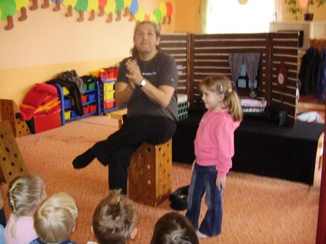 Svatovo divadlo 10.4.2012 001.jpg