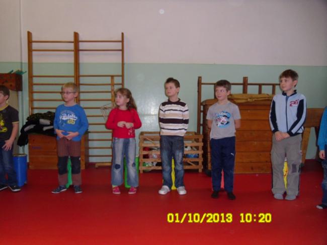 MŠ společné bubnování 10.1.2013 048.jpg