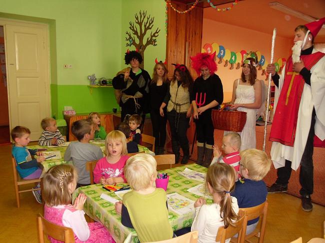 Mikuláš MŠ,ZŠ 001.jpg