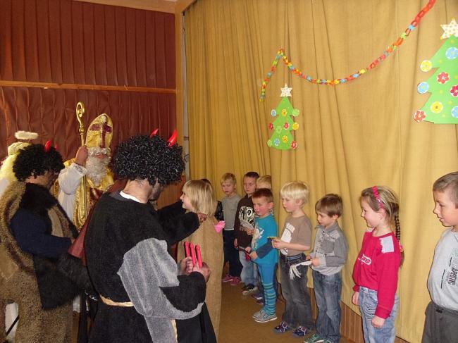 Mikulášská besídka MŠ 041.jpg